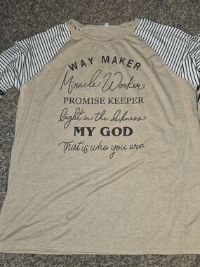 Women's Beige Graphic Raglan Shirt - Inspirational Text- Waymaker